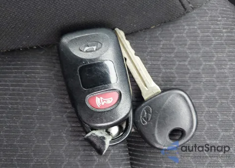 2018 Hyundai Elantra Sel from USA, damaged, VIN 5NPD84LF1JH339677